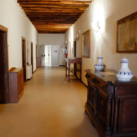 Relais Al Convento Kır Evi *